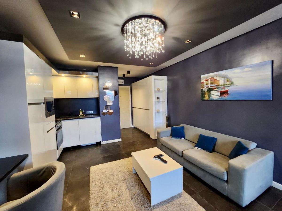 Апартаменти Joy Station Cozy
